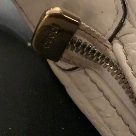 GUCCI HOBO BAG - Picture 2 of 5